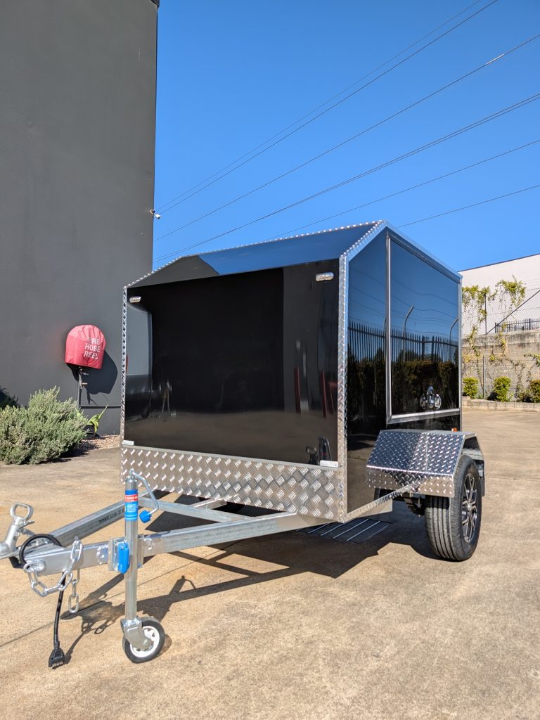 Service trailer