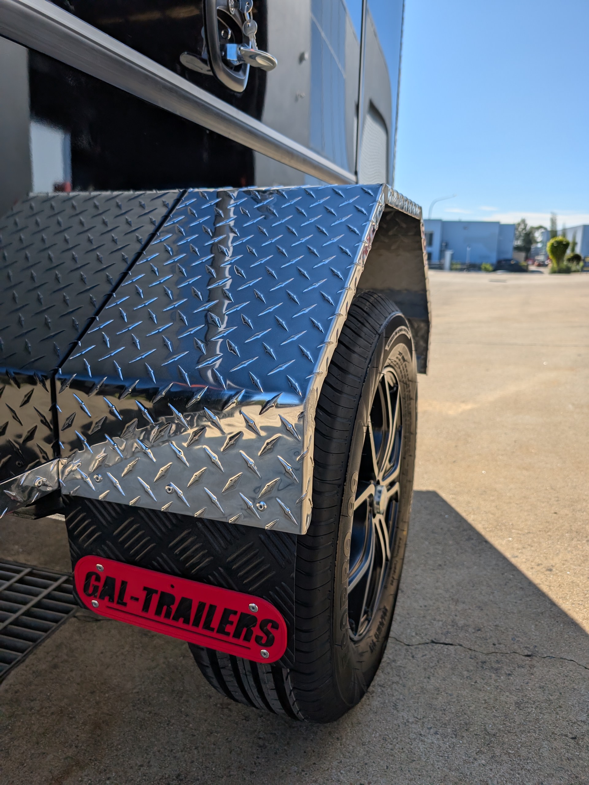 Service trailer